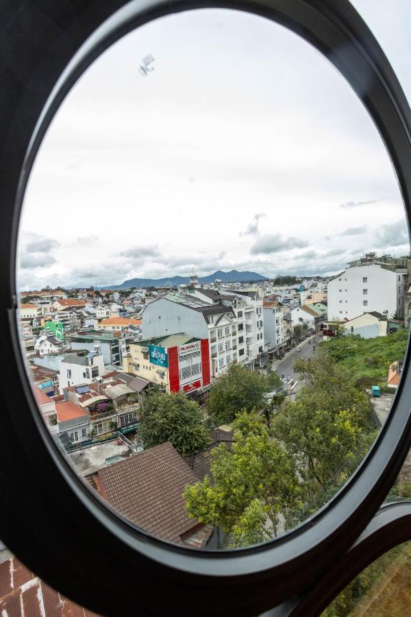 Khach San Y Lan 2 Da Lat Hotel Bagian luar foto